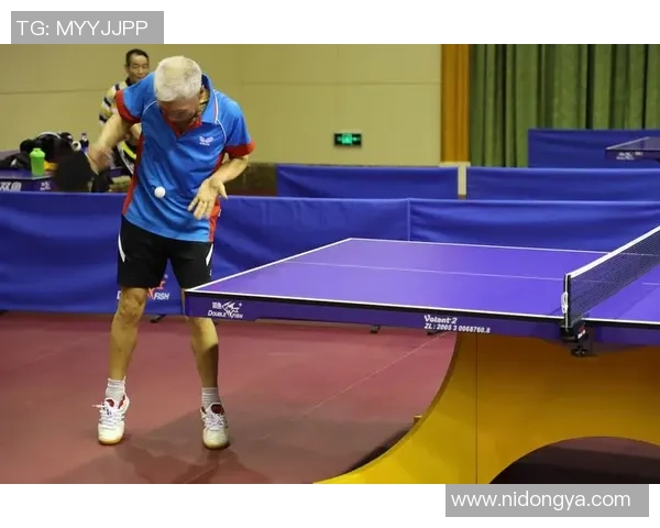 杭州羽毛球队以85分稳居冠军赛积分榜首位展现强劲实力